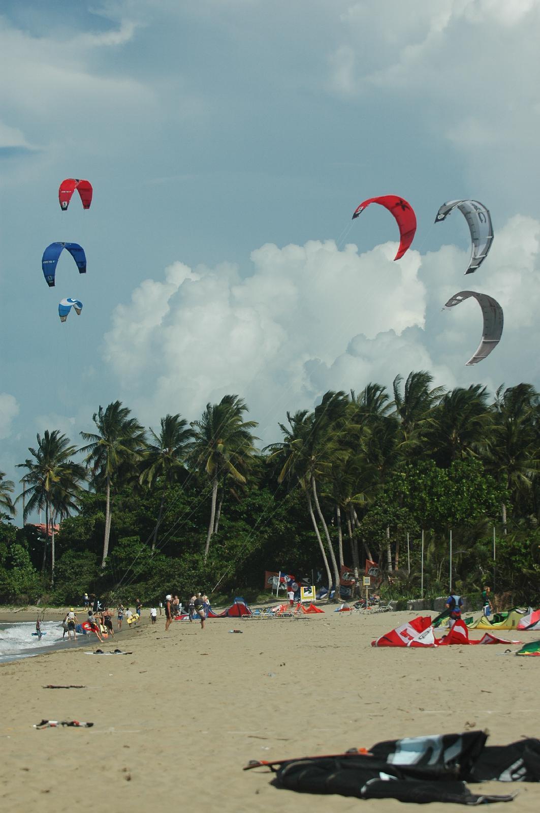 kites_0601-1600.jpg